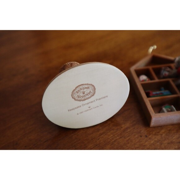 Vtg Lot Of 4 Hallmark Christmas Ornament Tin Snowman Critters Animal Forest Hedg - Picture 16 of 16